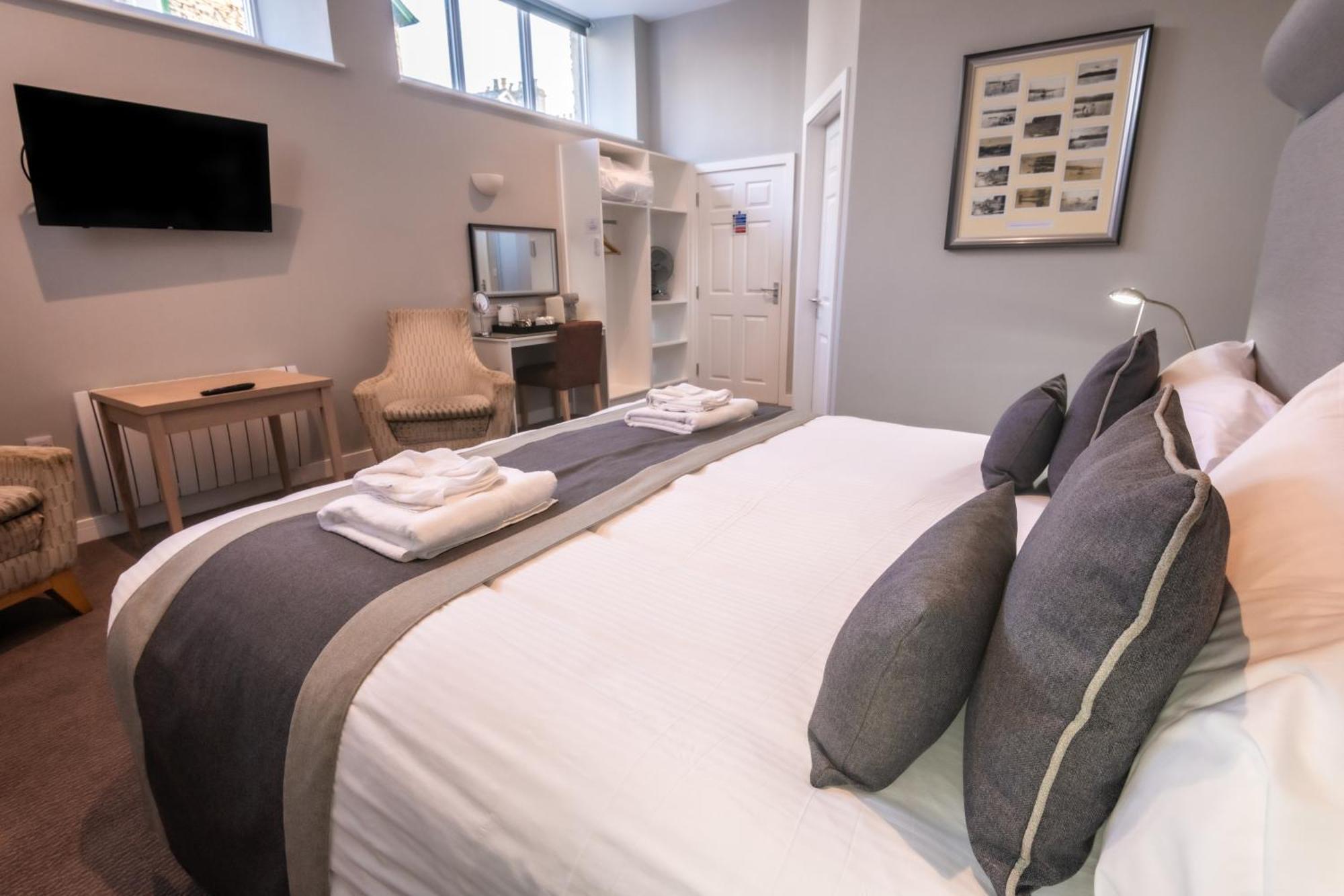The Lamplighter Dining ~ Rooms Windermere Εξωτερικό φωτογραφία