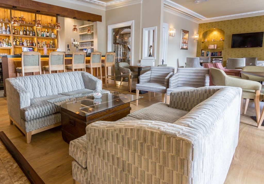 The Lamplighter Dining ~ Rooms Windermere Εξωτερικό φωτογραφία